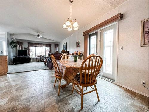 6013 53 Avenue Close, Stettler, AB - Indoor Photo Showing Dining Room