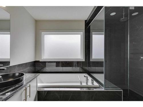 130 Homestead Crescent Ne, Calgary, AB - Indoor Photo Showing Bathroom