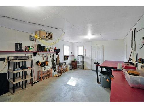 5329 Drader Crescent, Rimbey, AB - Indoor Photo Showing Other Room