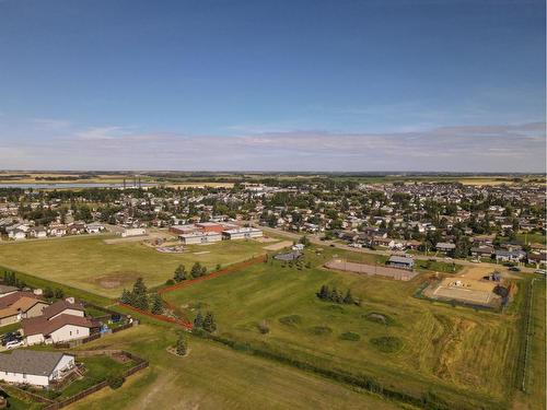 624 Robinson Avenue, Penhold, AB - Outdoor With View