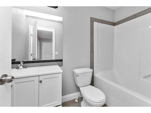 304 Timothy Drive, Red Deer, AB - Indoor Photo Showing Bathroom