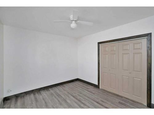5823 51 Avenue, Stettler, AB - Indoor Photo Showing Other Room