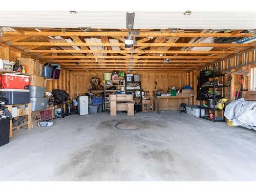 4519 55 Avenue, Tofield, AB - Indoor Photo Showing Garage