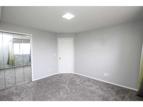 1419-12A Ironside Street, Red Deer, AB - Indoor Photo Showing Other Room