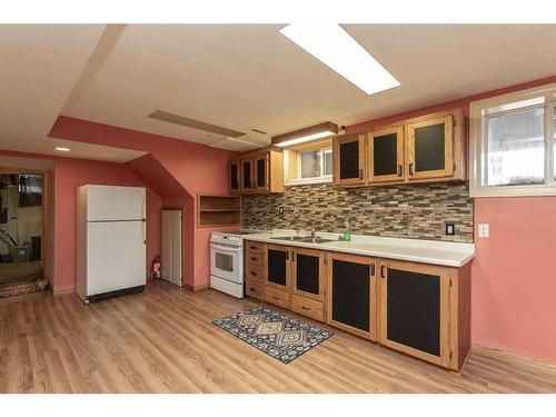 4302 Grandview Boulevard, Red Deer, AB - Indoor Photo Showing Kitchen With Double Sink