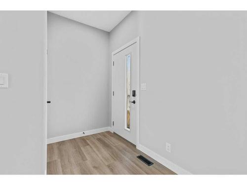 21 Gray Close, Sylvan Lake, AB - Indoor Photo Showing Other Room