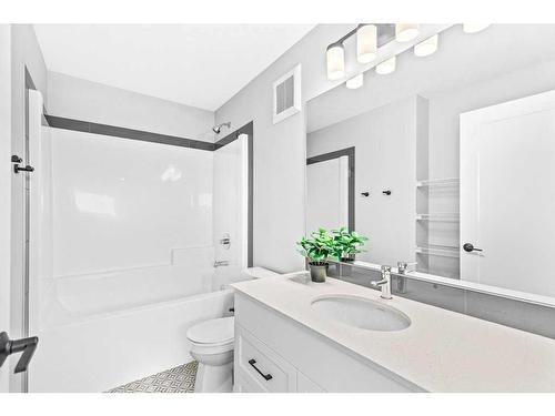 21 Gray Close, Sylvan Lake, AB - Indoor Photo Showing Bathroom