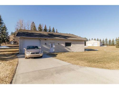 39060A Range Road 270, Rural Red Deer County, AB - Outdoor