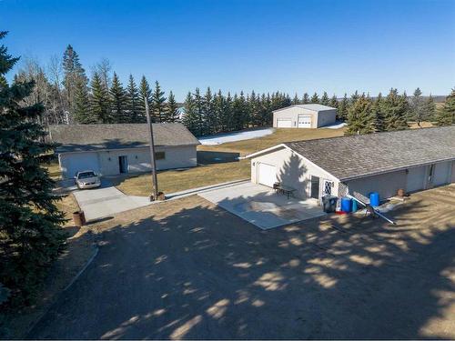 39060A Range Road 270, Rural Red Deer County, AB - Outdoor