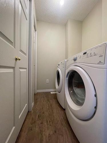 97 Sunrose Lane, Leduc, AB - Indoor Photo Showing Laundry Room