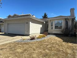 414 Ormsby RD west NW Edmonton, AB T5T 5S5