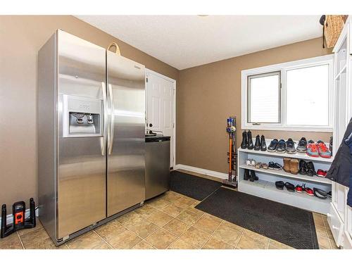 414 Ormsby Rd West Nw, Edmonton, AB - Indoor