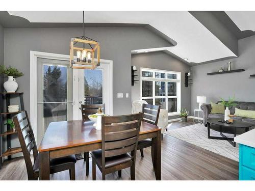 63 Lodge Place, Sylvan Lake, AB - Indoor Photo Showing Dining Room