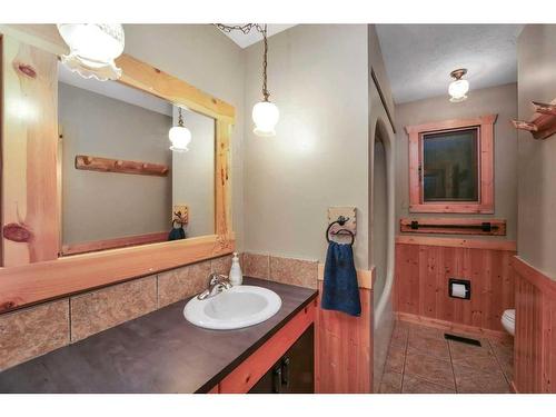 95 Grand Avenue, Norglenwold, AB - Indoor Photo Showing Bathroom