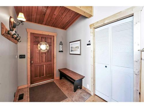 95 Grand Avenue, Norglenwold, AB - Indoor Photo Showing Other Room