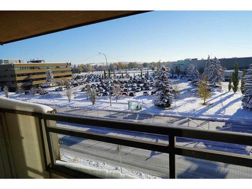 407-3719C 49 Street Nw, Calgary, AB - Outdoor With Balcony With View