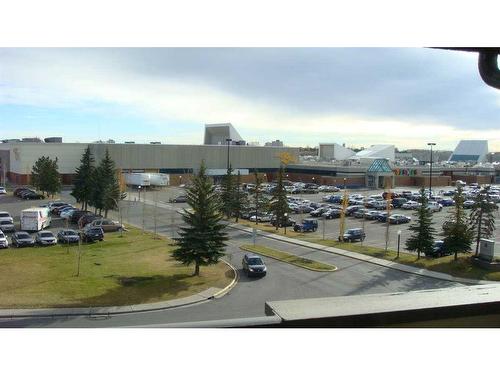 407-3719C 49 Street Nw, Calgary, AB - Outdoor With View