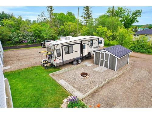136 3 Rd Avenue South, Big Valley, AB - Outdoor