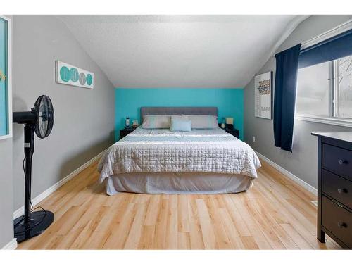 4818 50 Street, Sedgewick, AB - Indoor Photo Showing Bedroom