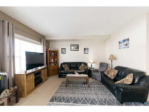 120-50 Lucky Place, Sylvan Lake, AB - Indoor Photo Showing Living Room
