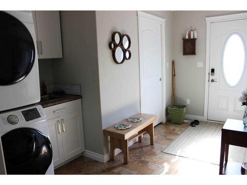 135-162 Peace River Avenue, Joussard, AB - Indoor Photo Showing Laundry Room