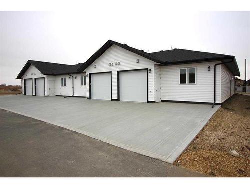6207 Valleyview Drive, Camrose, AB - Outdoor With Exterior