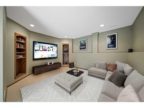 206 Webster Drive, Red Deer, AB - Indoor Photo Showing Living Room