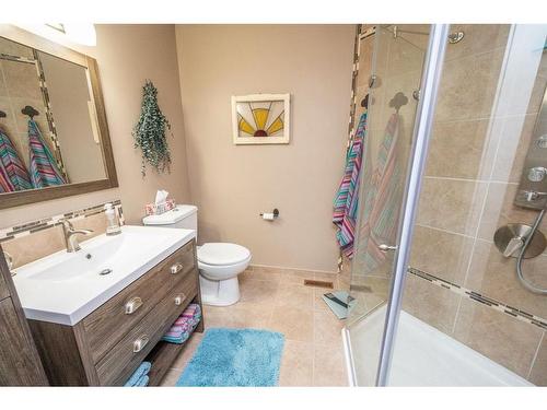 109 Doran Crescent, Red Deer, AB - Indoor Photo Showing Bathroom