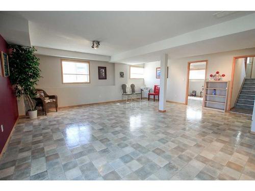 7 Fern Glade Crescent, Sylvan Lake, AB - Indoor Photo Showing Other Room