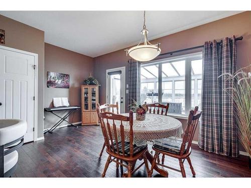 10 Silverberg Place, Red Deer, AB - Indoor Photo Showing Dining Room