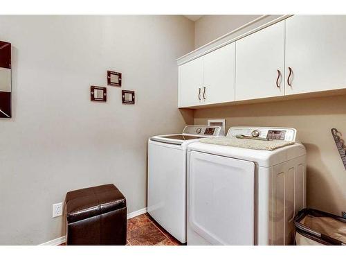 10 Silverberg Place, Red Deer, AB - Indoor Photo Showing Laundry Room