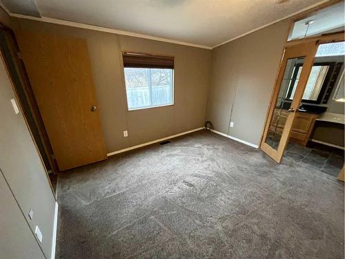 5124 51 Street, Consort, AB - Indoor Photo Showing Other Room