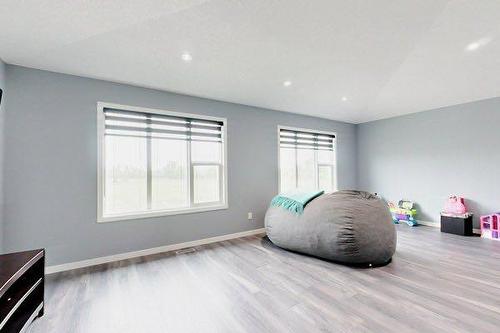102 Caribou Crescent, Red Deer, AB - Indoor Photo Showing Bedroom