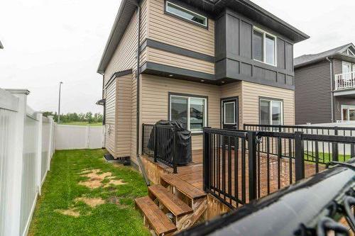 102 Caribou Crescent, Red Deer, AB - Outdoor With Exterior