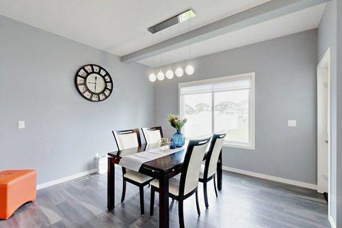 102 Caribou Crescent, Red Deer, AB - Indoor Photo Showing Dining Room