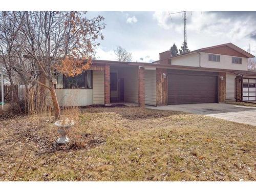 35 Odell Green, Red Deer, AB - Outdoor
