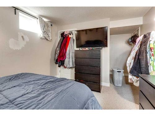 35 Odell Green, Red Deer, AB - Indoor Photo Showing Other Room