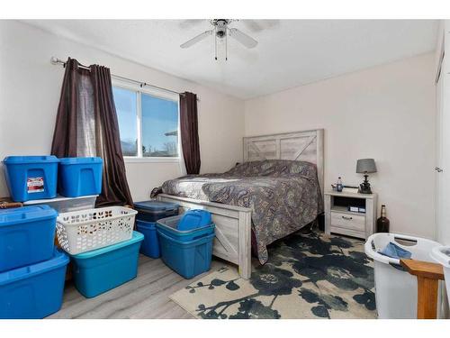 7107 43 Avenue, Camrose, AB - Indoor Photo Showing Bedroom