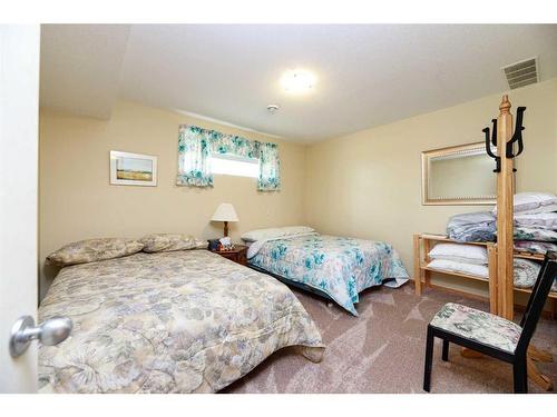 165 Sunset Drive Braseth Beach, Rural Camrose County, AB - Indoor Photo Showing Bedroom