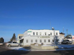 5007-50 Street  Eckville, AB T0M 0X0