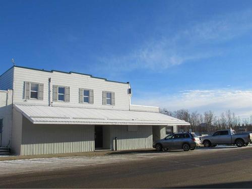 5007-50 Street, Eckville, AB 