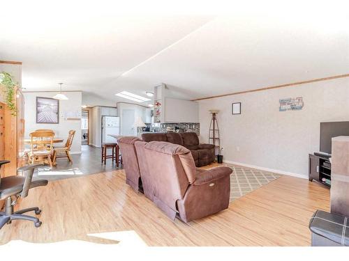 1414-1 12 Highway Se, Rural Lacombe County, AB - Indoor