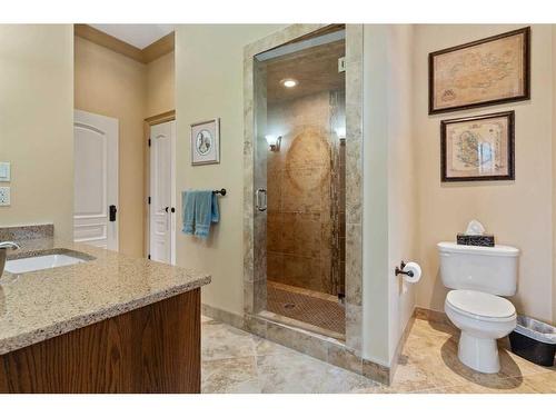 5135 45 Street, Viking, AB - Indoor Photo Showing Bathroom