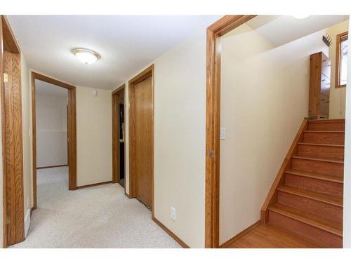 17 Kingston Drive, Red Deer, AB - Indoor Photo Showing Other Room