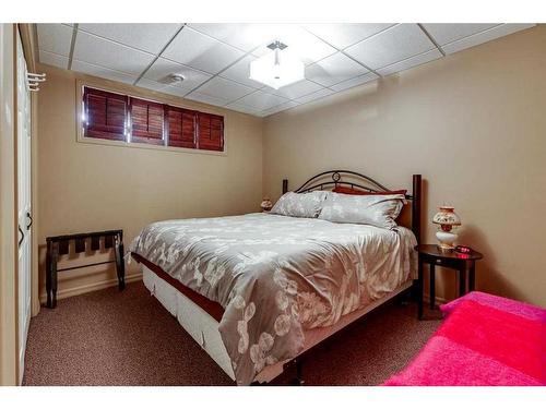 9 Macdonald Drive, Rural Stettler No. 6, County Of, AB - Indoor Photo Showing Bedroom