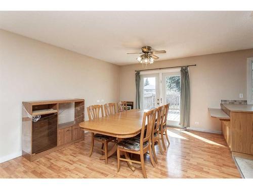5339 51 Avenue, Lacombe, AB - Indoor Photo Showing Dining Room