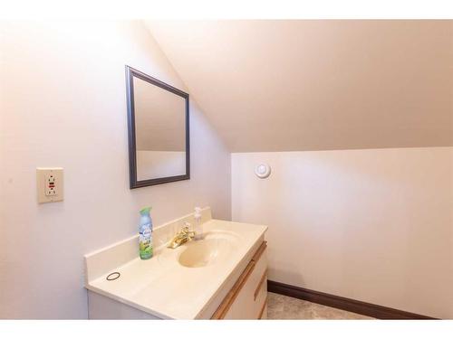 40108 Rr 20-5, Rural Stettler No. 6, County Of, AB - Indoor Photo Showing Bathroom