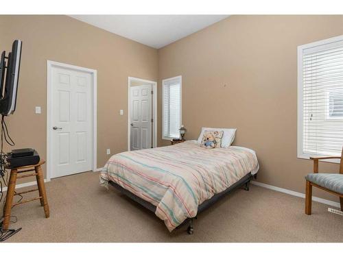 4521 69 Street, Camrose, AB - Indoor Photo Showing Bedroom