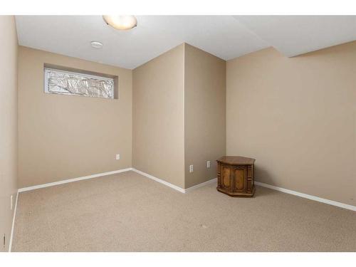4521 69 Street, Camrose, AB - Indoor Photo Showing Other Room