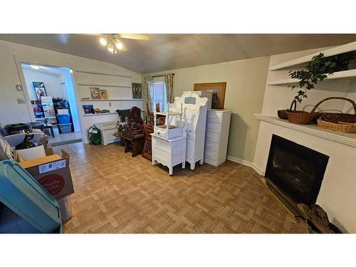 200 Lucknow Street, Veteran, AB - Indoor With Fireplace